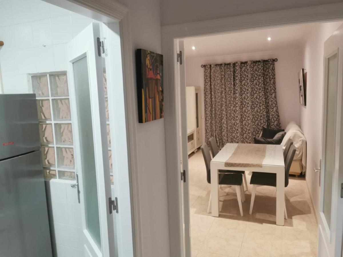 Apartamentos Avda Juan Carlos Рокетас-де-Мар Экстерьер фото